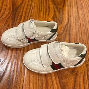 Gucci classic kid shoes size-23